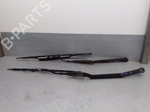 Used Front windshield wiper arm LEXUS GS (_S16_) 300 (JZS160_, JZS160R) (219 hp) 18086567