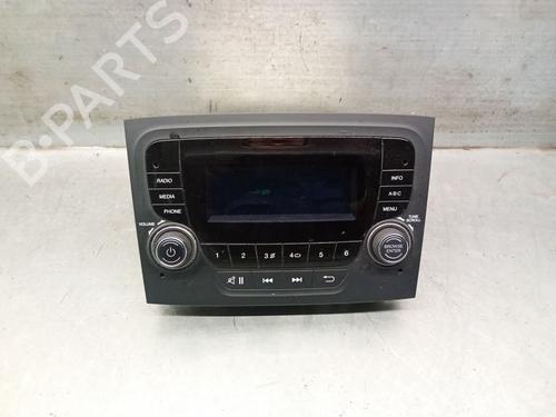 Used Radio FIAT DOBLO Bus (263_) 1.6 D Multijet (263AXP1B, 263AXW1B) (95 hp) 23426561