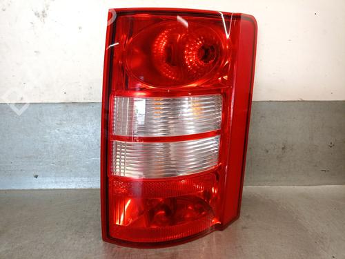 right-taillight-chrysler-grand-voyager-v-rt-2007-33795752 main image