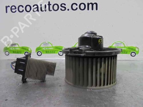 Used Heater blower motor TOYOTA AVENSIS (_T22_) 2.0 D-4D (CDT220_, CDT220R) (110 hp) 2109121