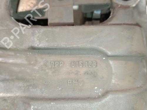 Right front brake caliper PORSCHE CAYENNE (92A) 3.0 Diesel | BP32358183M104 - Image 6