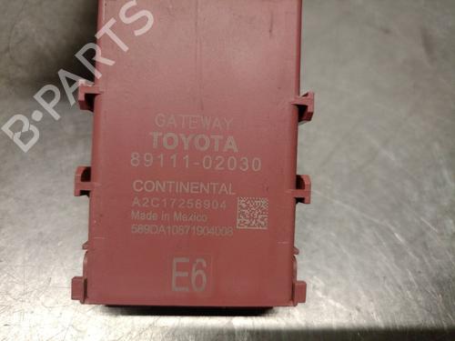 Electronic module TOYOTA COROLLA Saloon (_E21_) 1.8 VVTi Hybrid (ZWE211, MZEA12) | BP38729182M83 - Image 4