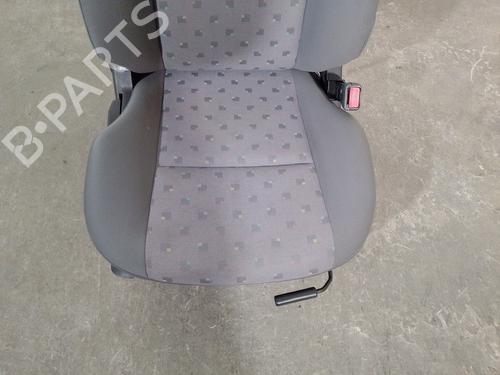 Right front seat HYUNDAI GETZ (TB) 1.5 CRDi | BP16908659C16 