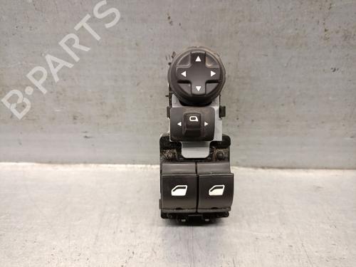 Used Left front window switch OPEL CORSA F (P2JO) CORSA-e (68) (136 hp) 26132521