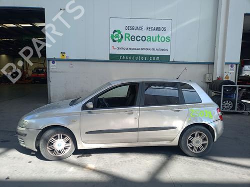 Brugte FIAT STILO (192_)  1.6 16V (192_XB1A)  4503683