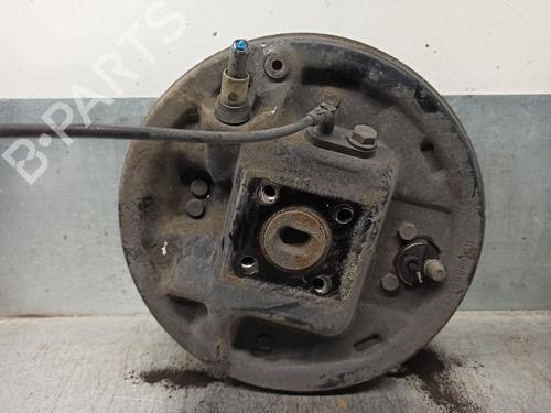 Used Right rear steering knuckle RENAULT CLIO III (BR0/1, CR0/1) 1.2 16V (BR02, BR0J, BR11, CR02, CR0J, CR11) (75 hp) 15818290