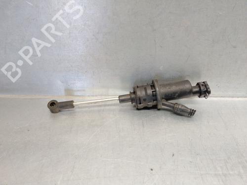 Used Clutch slave cylinder MERCEDES-BENZ B-CLASS Sports Tourer (W246, W242) B 180 CDI / d (246.212) (109 hp) 14331591