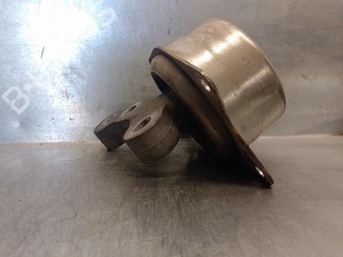 Used Engine mount OPEL VECTRA C GTS (Z02) 1.9 CDTI (F68) (120 hp) 14846754