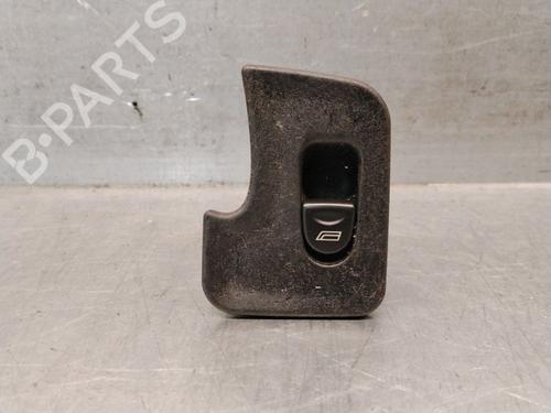Used Right front window switch Right front window switch ALFA ROMEO 147 (937_) 1.9 JTDM 16V (937.AXN1B, 937.BXN1B) (150 hp) 40261055 40261055