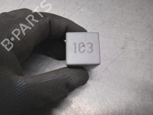 Used Electronic module VW GOLF IV (1J1) 1.9 TDI (90 hp) 15137400