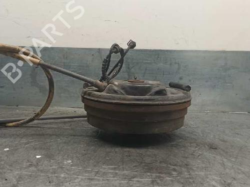 Right rear steering knuckle RENAULT CLIO III Grandtour (KR0/1_) 1.2 16V Hi-Flex (KR0S) | BP6874539M28 