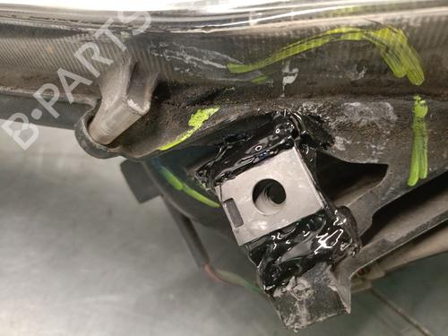 Right headlight SUBARU LEGACY V Estate (BR) 2.0 D AWD (BRD) | BP32483035C29 