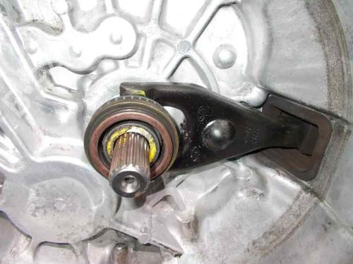 Gearbox KIA CERATO I Hatchback (LD) 1.5 CRDi | BP2320417M3 