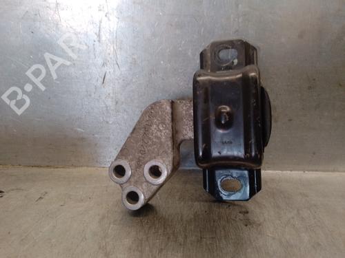 Used Engine mount SMART FORTWO Coupe (451) 1.0 (451.331, 451.380) (71 hp) 13635572