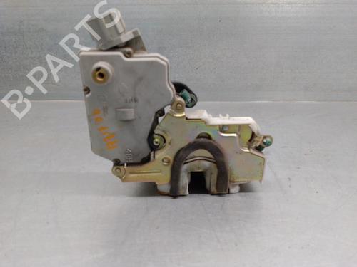 Used Front right lock NISSAN PRIMERA (P11) 1.6 16V (99 hp) 13020025