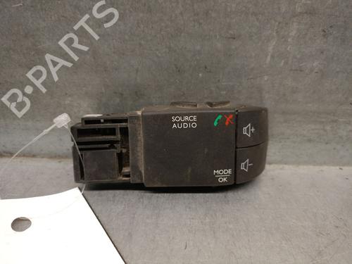 Used Steering wheel controls FIAT TALENTO Van (296_) 1.6 D (121 hp) 31775341