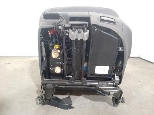 Left front seat AUDI A6 C5 (4B2) 2.5 TDI quattro | BP26493940C15 