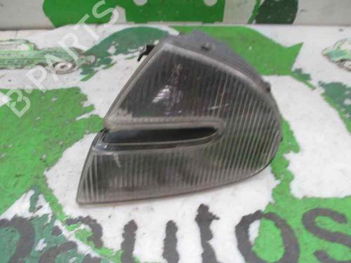 Used Right front indicator Right front indicator 2051907 2051907