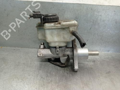Used Brake master cylinder VW GOLF VI (5K1) 1.6 TDI (105 hp) 27176034