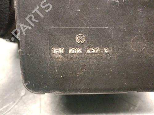 Comfort control module VW GOLF III (1H1) 1.9 TDI | BP29418352M56 
