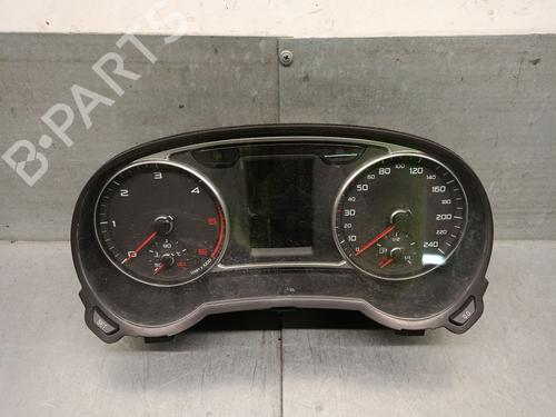 Used Instrument cluster AUDI A1 Sportback (8XA, 8XF) 1.4 TDI (90 hp) 31585390