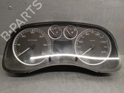 Used Instrument cluster PEUGEOT 307 (3A/C) [2000-2012]  31292636