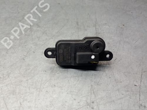 Fuel door actuator VW TOURAN (5T1) 1.4 TSI | BP30754973E18