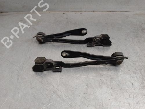 Used Hinge/Door check strap VOLVO XC90 I (275) D5 AWD (163 hp) 18093391