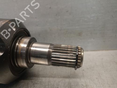 Right front driveshaft KIA CERATO I Saloon (LD) 2.0 CRDi | BP29940640M39 