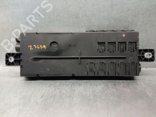 Fuse box JAGUAR F-PACE (X761) 2.0 TD4 | BP30143452E1