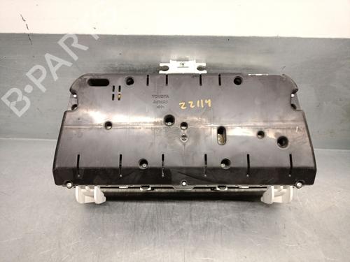 Instrument cluster TOYOTA COROLLA Verso (ZER_, ZZE12_, R1_) 2.0 D-4D (CUR10_, CUR10R) | BP23394271C47 