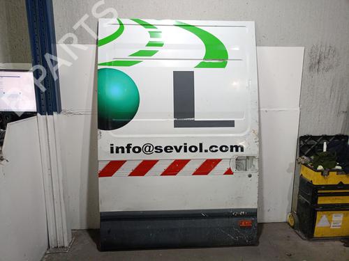 Used Right slide door Right slide door 37080466 37080466