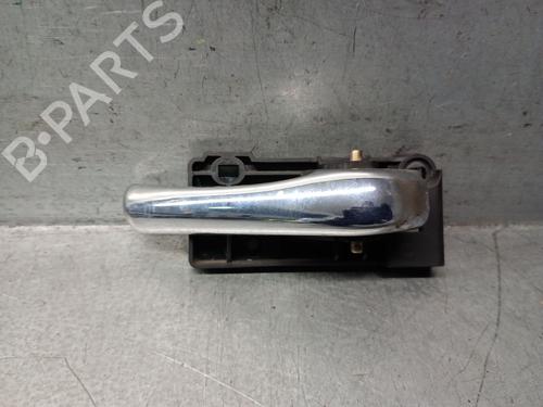 Used Front right interior door handle Front right interior door handle ALFA ROMEO 156 (932_) 1.9 JTD (932.A2B00, 932.A2C00) (115 hp) 31862353 31862353