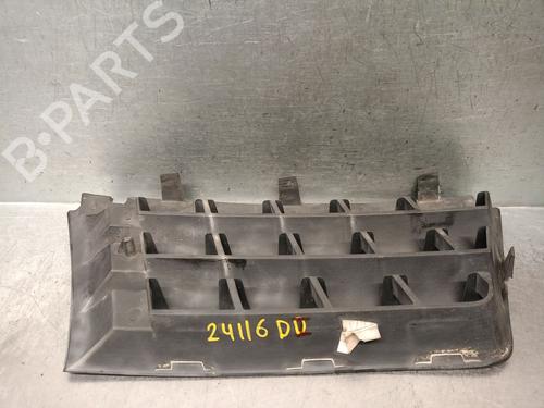 Atrapa chłodnicy / Grill RENAULT SCÉNIC II (JM0/1_) 1.6 16V (JM1R) | BP30897984C40