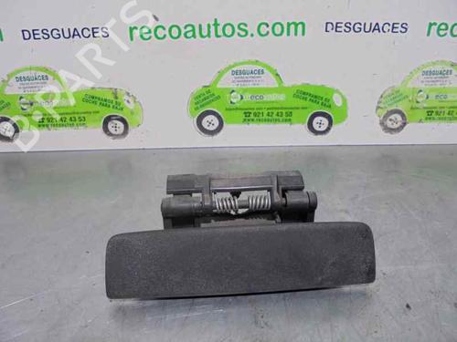 Used Rear right exterior door handle PEUGEOT 306 Hatchback (7A, 7C, N3, N5) 1.9 D (68 hp) 2086197