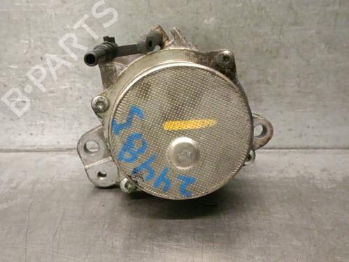 Used Vacuum pump CHEVROLET AVEO Hatchback (T300) 1.3 D (75 hp) 31753131