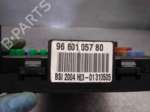 Fuse box PEUGEOT 307 (3A/C) 1.6 HDi 110 | BP18675723E1 