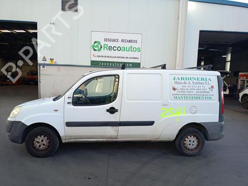 Brugte FIAT DOBLO Box Body/MPV (223_) 1.3 D Multijet 4665600