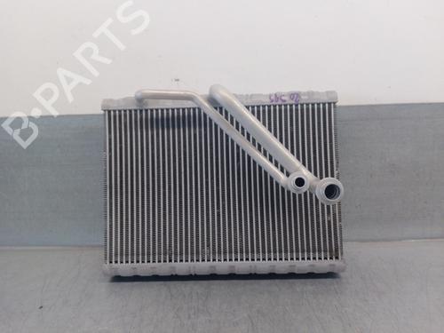Évaporateur de climatisation MERCEDES-BENZ VITO Tourer (W447) 116 CDI (447.701, 447.703, 447.705) (163 hp) 18527316