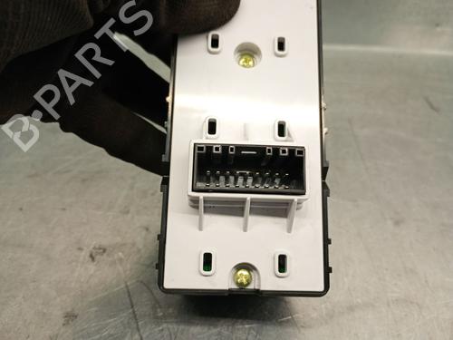 Left front window switch KIA RIO IV (YB, SC, FB) 1.2 CVVT | BP29384176I27 
