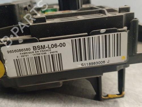 Fuse box CITROËN C5 II (RC_) 1.6 HDi (RC8HZB) | BP30122084E1