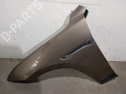 Used Left front fenders JAGUAR F-PACE (X761) 2.0 TD4 (180 hp) 30111477