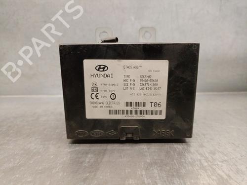 Used Control unit HYUNDAI ACCENT II (LC) 1.5 CRDi (82 hp) 20713094