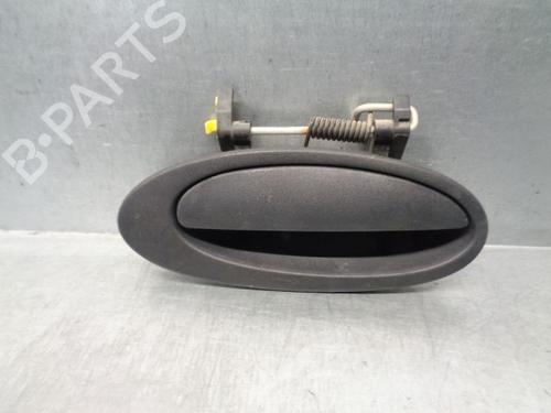 Used Front right exterior door handle RENAULT LAGUNA I (B56_, 556_) 1.8 16V (B563, B564) (120 hp) 13487510