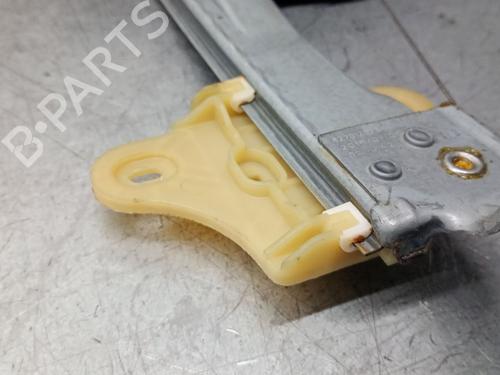 Rudehejsemekanisme venstre bagtil RENAULT CAPTUR I (J5_, H5_) 1.5 dCi 90 (J5N4, J5M5, J5MW, J5M6, J5AL, J5AJ) | BP30832419C24