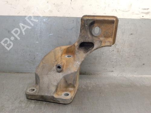 Used Engine mount Engine mount LAND ROVER RANGE ROVER SPORT I (L320) 3.0 D 4x4 (256 hp) 33431881 33431881