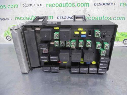 Used Fuse box CHRYSLER VOYAGER IV (RG, RS) 2.5 CRD (141 hp) 12187237