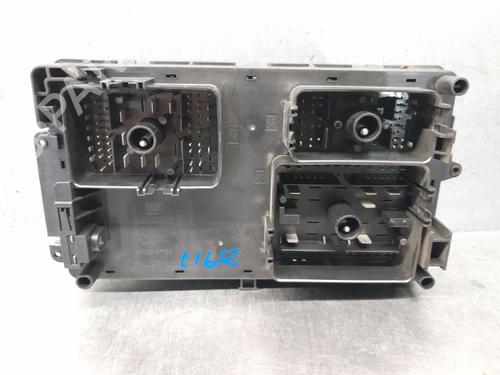 Fuse box CHEVROLET ORLANDO (J309) 1.8 | BP37033554E1 - Image 2