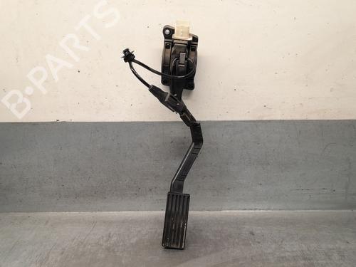 pedal-peugeot-407-6d_-2004-2005-2006-2007-2008-2009-2010-2011-36156561 main image