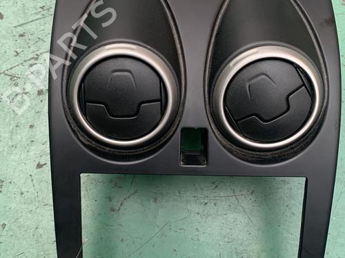 Used Middle console NISSAN QASHQAI / QASHQAI +2 I (J10, NJ10, JJ10E) 1.6 dCi (130 hp) 16679835